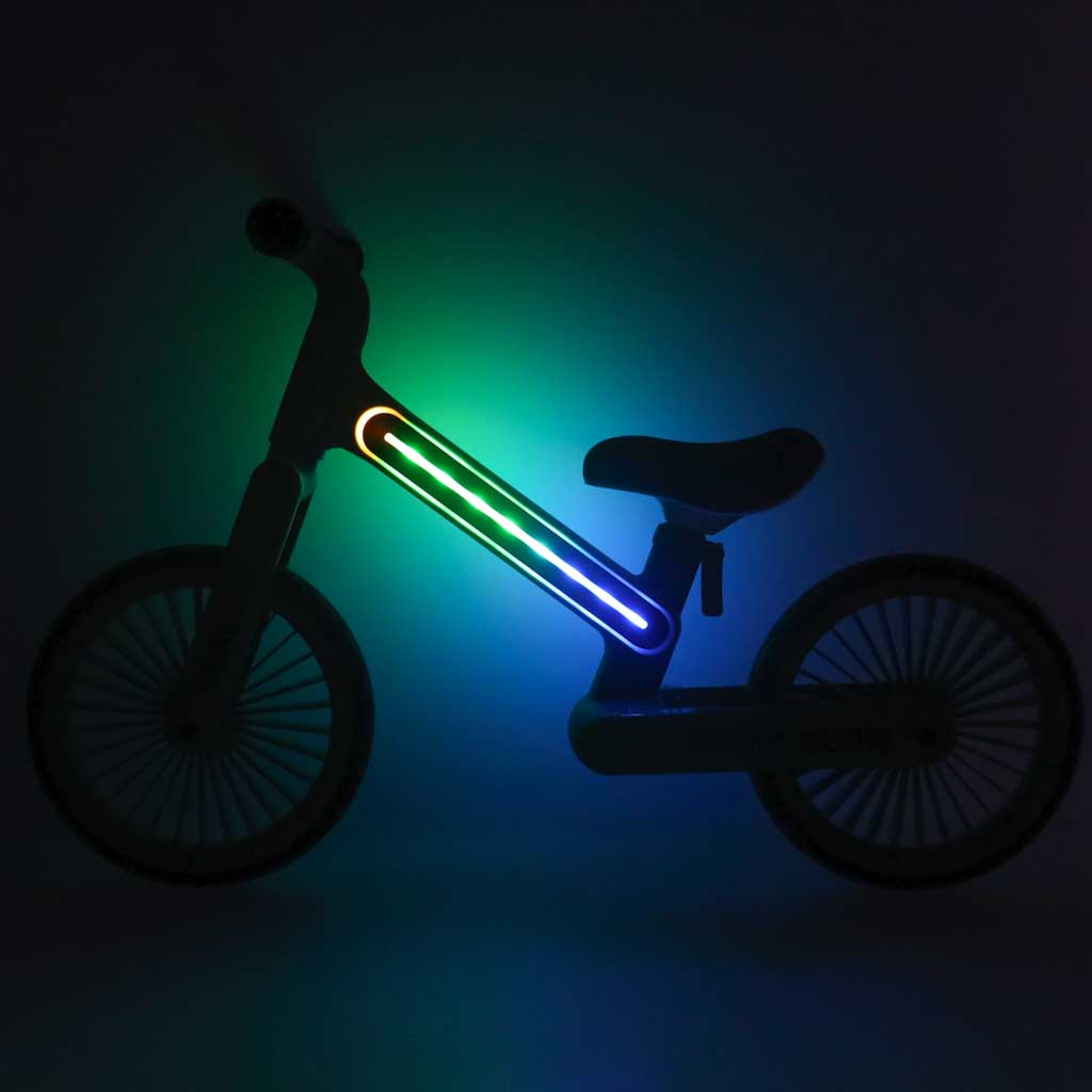 Bicicletă de echilibru Trike Fix Glow cu cadru iluminat LED